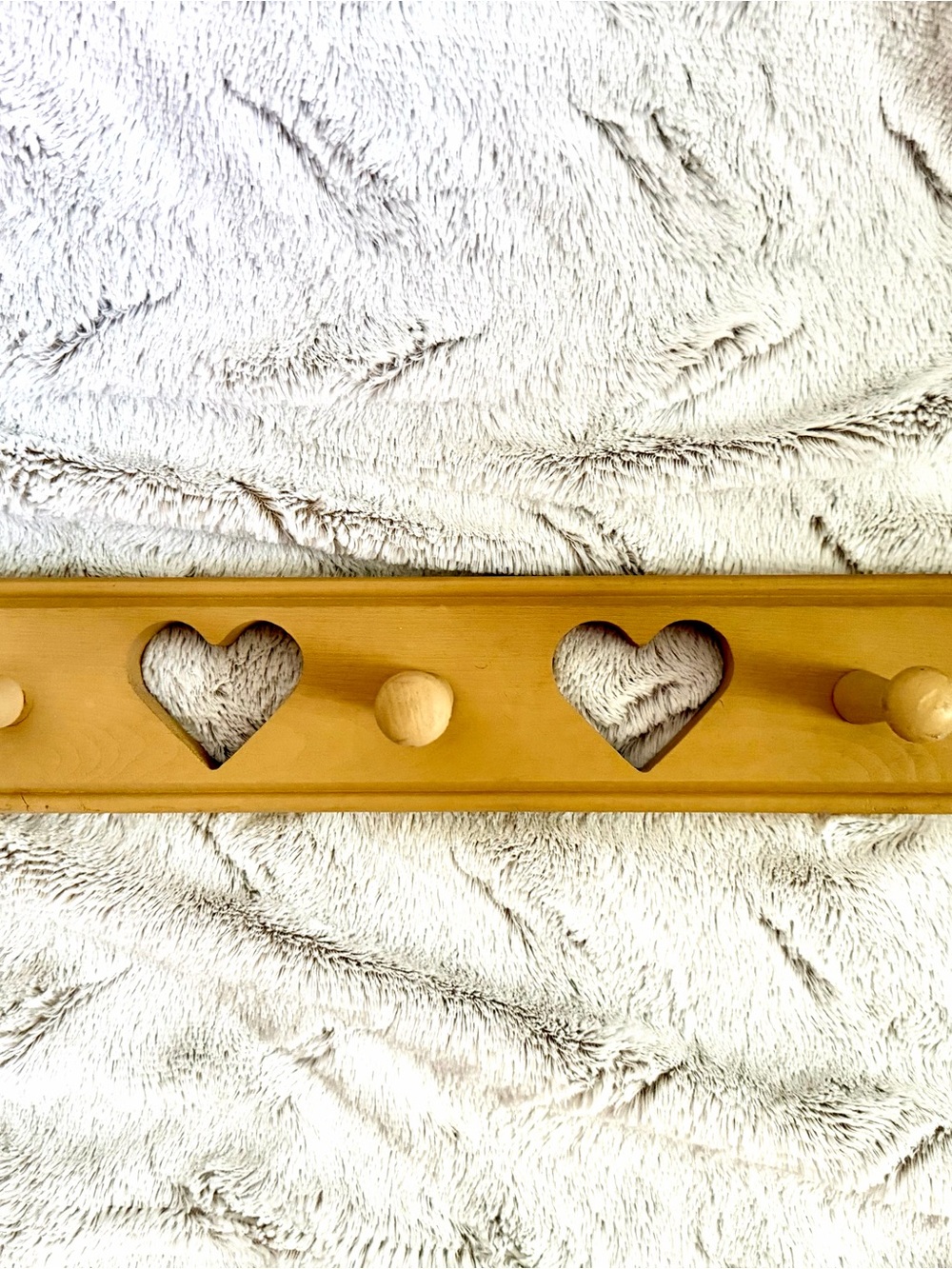 Wooden Heart Peg Rack - Natural Finish